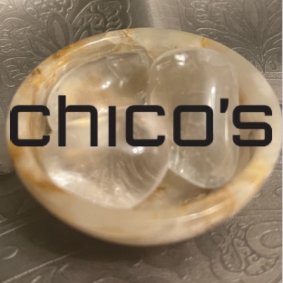 Chico's Sweater (SIZE 0) - Picture 12 of 12